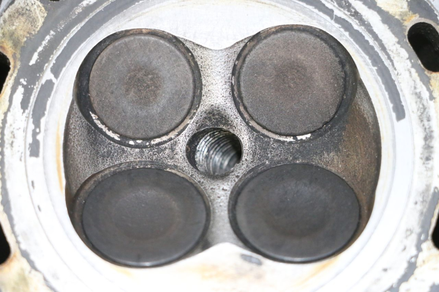 photo de ZYLINDERKOPF SUZUKI BURGMAN 125 (2007 - 2014) - Alternativer Blickwinkel