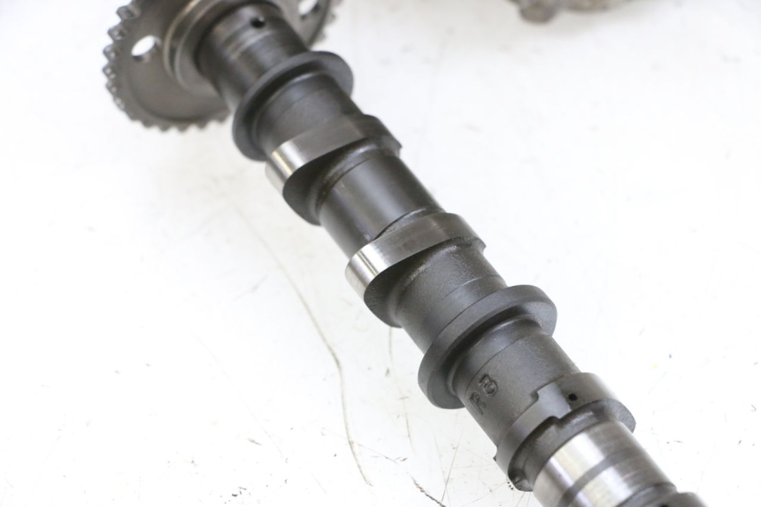 photo de ZYLINDERKOPF SUZUKI BURGMAN 650 (2013 - 2020) - Detailansicht des Bauteils