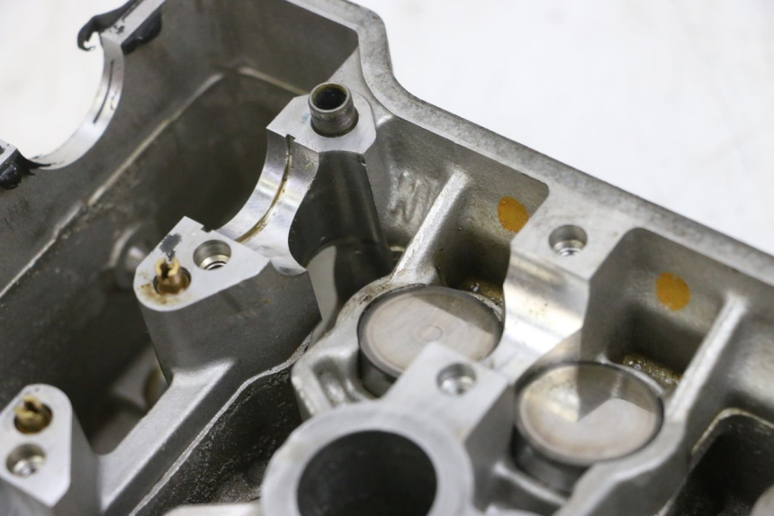 photo de ZYLINDERKOPF SUZUKI BURGMAN 650 (2013 - 2020) - Details der Befestigungspunkte