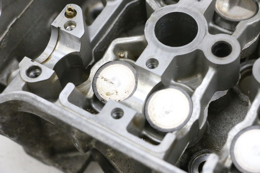 photo de ZYLINDERKOPF SUZUKI BURGMAN 650 (2013 - 2020) - Oberflächenzustand und Material