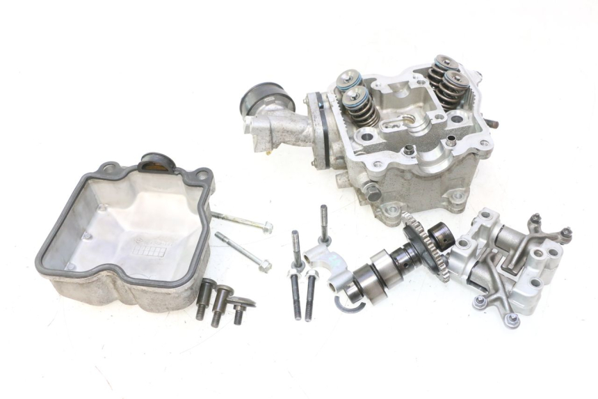 photo de ZYLINDERKOPF SUZUKI BURGMAN 125 (2007 - 2014) - Detailansicht des Bauteils