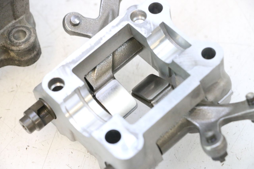 photo de ZYLINDERKOPF SUZUKI BURGMAN 125 (2007 - 2014) - Oberflächenzustand und Material