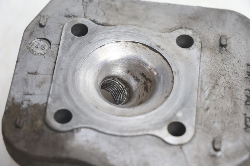 photo de ZYLINDERKOPF PEUGEOT BUXY 50 (1993 - 1998) - Details der Befestigungspunkte