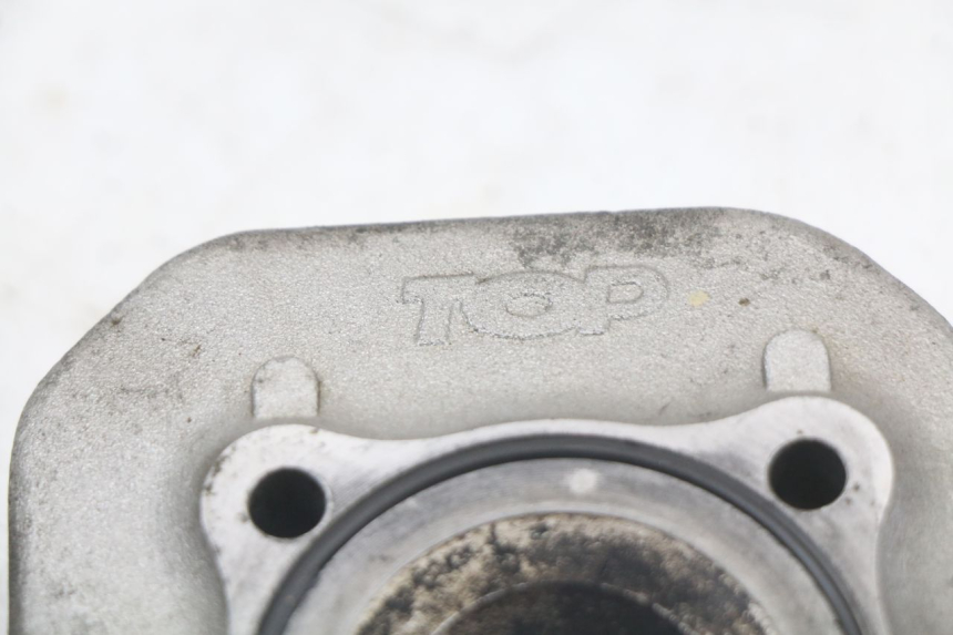 photo de ZYLINDERKOPF YAMAHA BW'S 50 (2004 - 2017) - Details der Befestigungspunkte