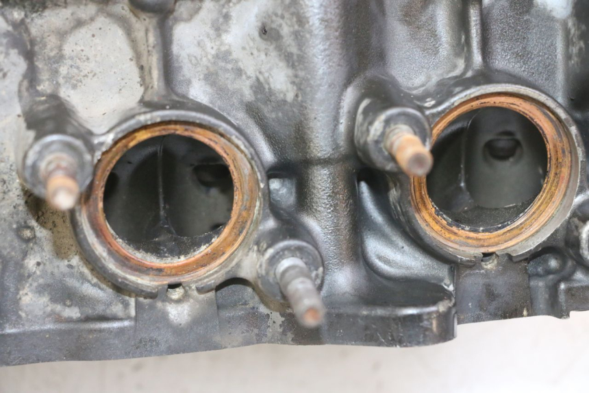 photo de ZYLINDERKOPF HONDA CB R 1000 (2018 - 2023) - Hochauflösende Nahaufnahme