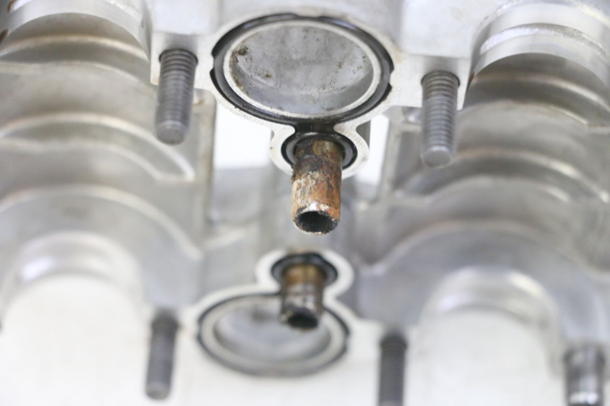 photo de ZYLINDERKOPF HONDA CB R 1000 (2018 - 2023) - Zoom auf Gebrauchszustand