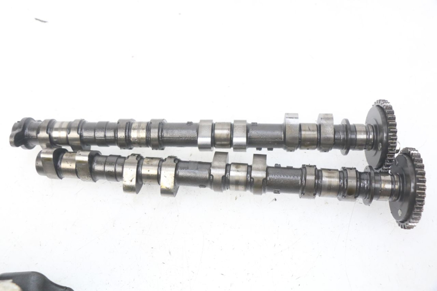 photo de ZYLINDERKOPF HONDA CBRF CBR-F PC41 600 (2011 - 2013) - Zoom auf Gebrauchszustand