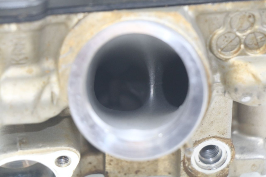 photo de ZYLINDERKOPF HONDA CRF 250 (2016 - 2017) - Kennzeichnungen und Originalreferenzen