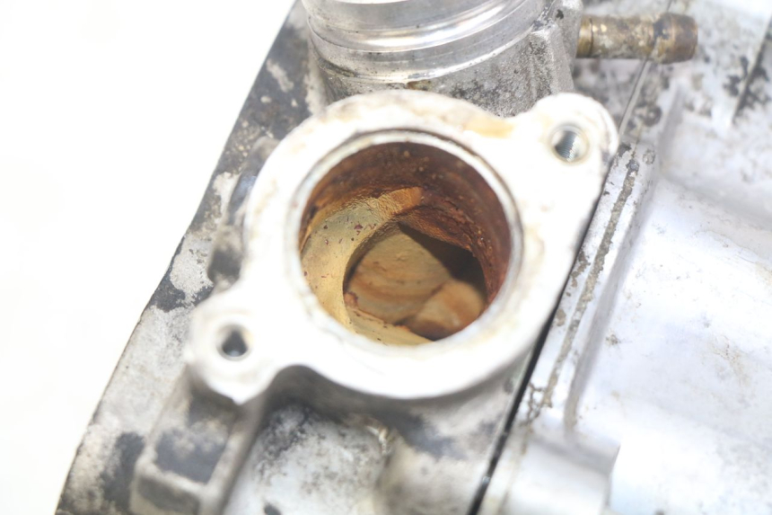 photo de ZYLINDERKOPF PEUGEOT ELYSEO 125 (1999 - 2004) - Details der Befestigungspunkte