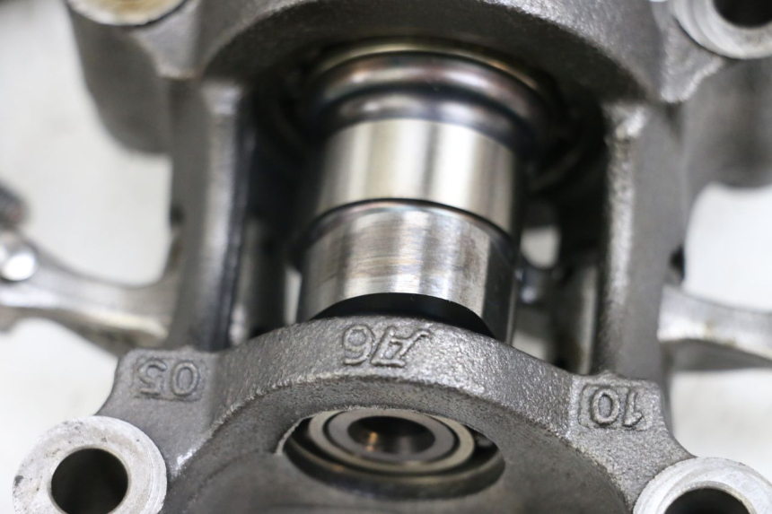 photo de Zylinderkopf HONDA FES S-WING SWING ABS 125 (2007 - 2015) - Zoom auf Komponenten