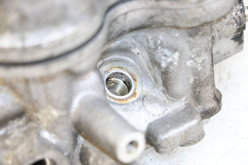 photo de Zylinderkopf HONDA FES S-WING SWING ABS 125 (2007 - 2015) - Zoom auf Gebrauchszustand