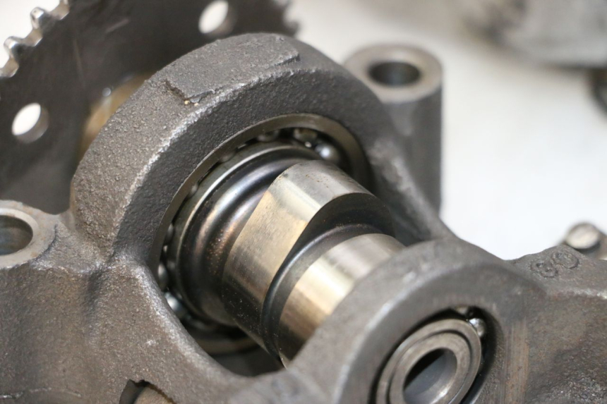 photo de Zylinderkopf HONDA FES S-WING SWING ABS 125 (2007 - 2015) - Detaillierte Sichtprüfung