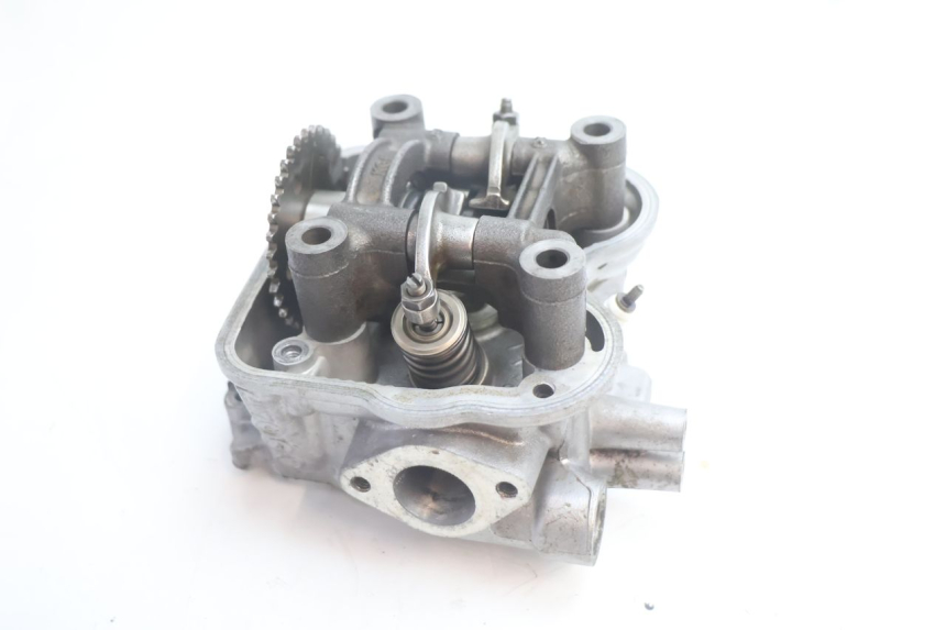 photo de Zylinderkopf HONDA FES S-WING SWING ABS 125 (2007 - 2015) - Zoom auf Gebrauchszustand