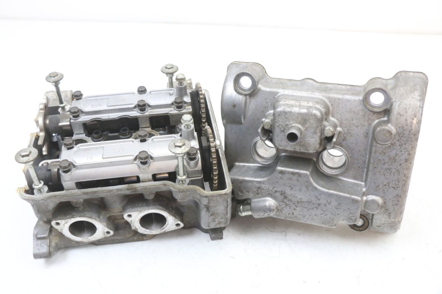 photo de ZYLINDERKOPF HONDA FJS SILVER WING SILVERWING 400 (2005 - 2008) - Detailansicht des Bauteils