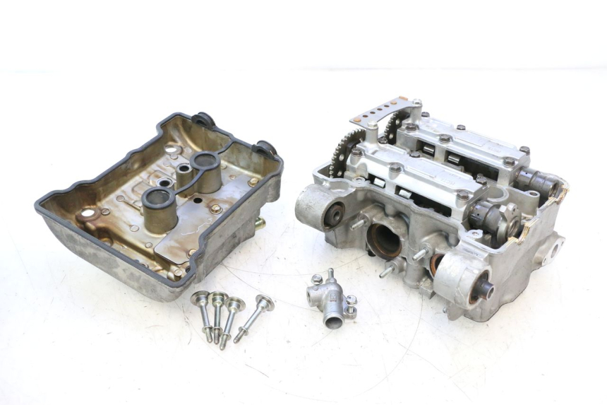 photo de ZYLINDERKOPF HONDA FJS SILVER WING SILVERWING 400 (2005 - 2008) - Detailansicht des Bauteils