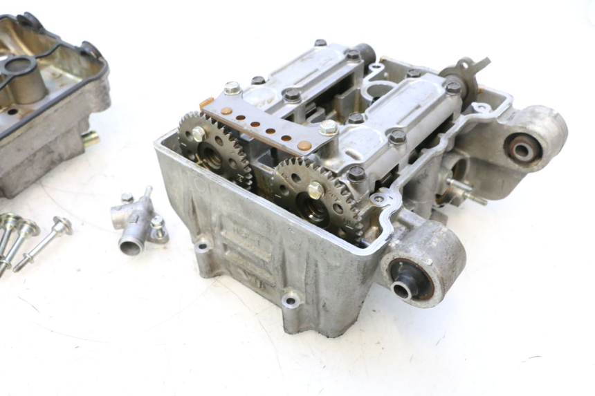 photo de ZYLINDERKOPF HONDA FJS SILVER WING SILVERWING 400 (2005 - 2008) - Hauptansicht