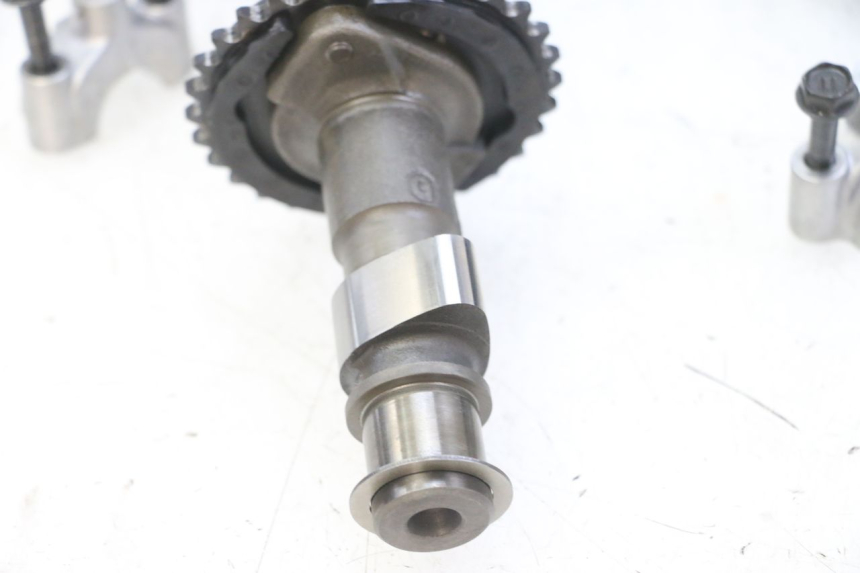 photo de ZYLINDERKOPF SUZUKI GS GSE 500 (2001 - 2003) - Kennzeichnungen und Originalreferenzen