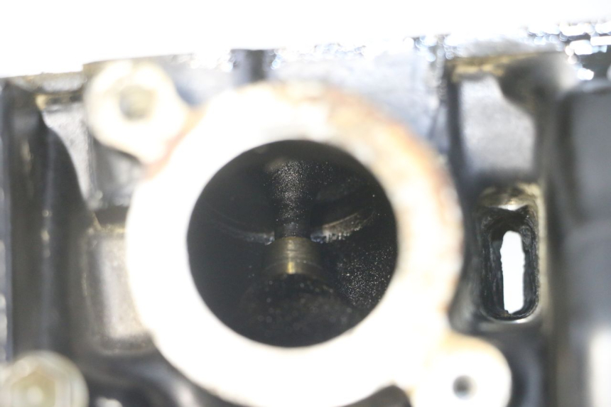 photo de ZYLINDERKOPF SUZUKI GS GSE 500 (2001 - 2003) - Details der Befestigungspunkte