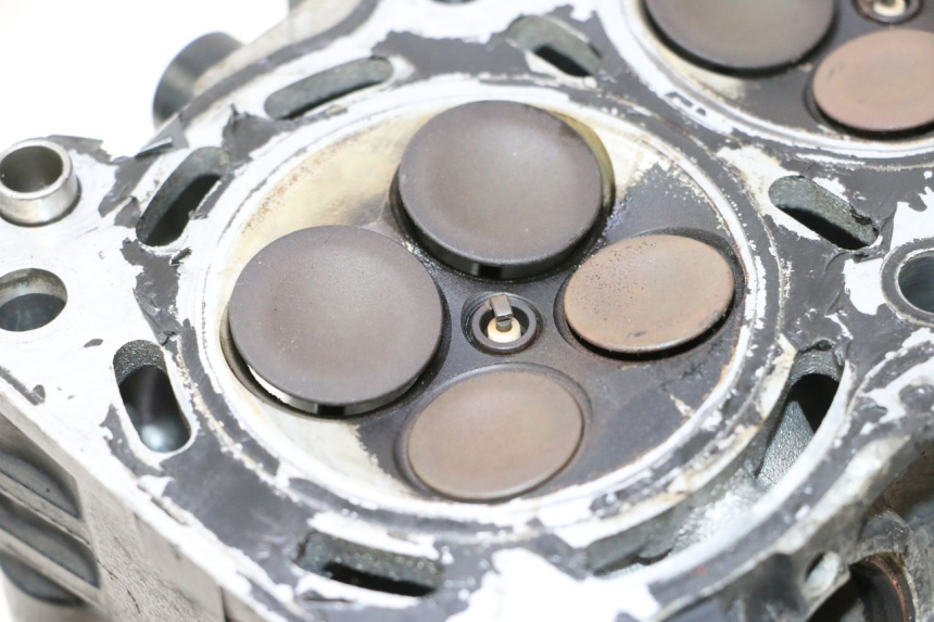 photo de ZYLINDERKOPF SUZUKI GSR 600 (2005 - 2012) - Weitere Ansicht des Artikels