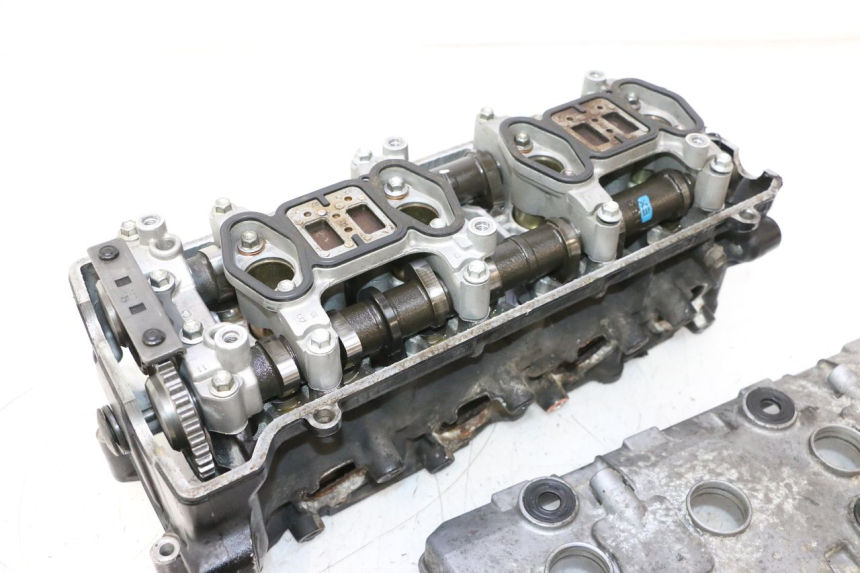 photo de ZYLINDERKOPF SUZUKI GSR 600 (2005 - 2012) - Profilansicht des Ersatzteils