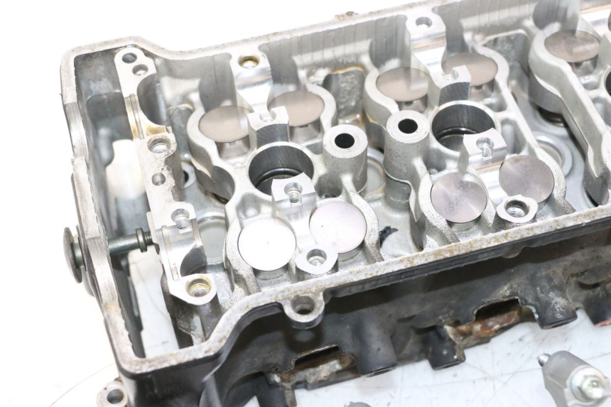 photo de ZYLINDERKOPF SUZUKI GSR 600 (2005 - 2012) - Charakteristische Merkmale
