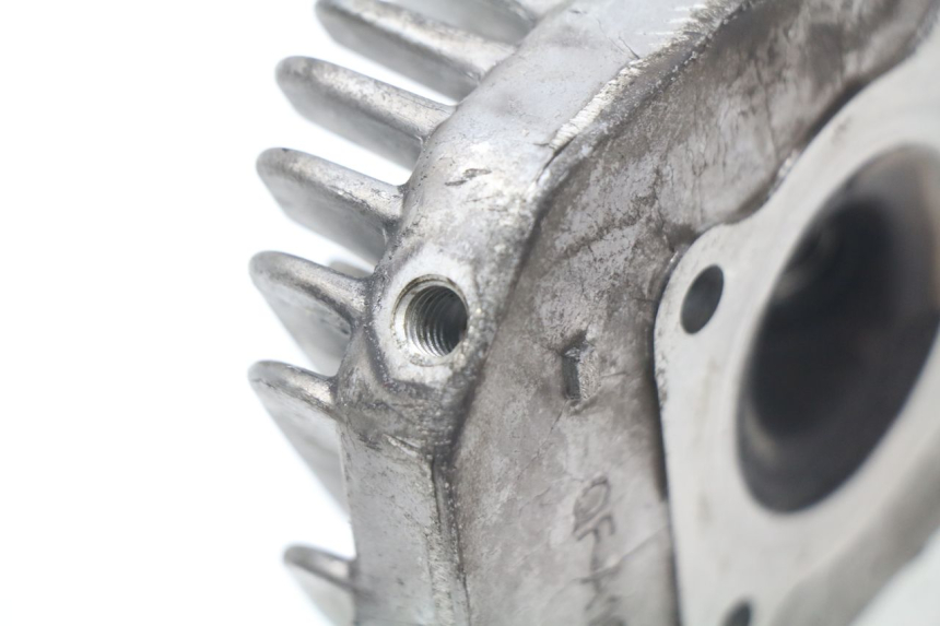 photo de ZYLINDERKOPF PEUGEOT KISBEE 2T 50 (2018 - 2022) - Zoom auf Gebrauchszustand