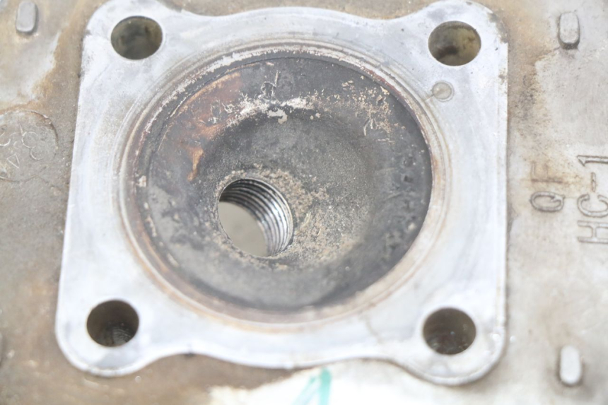 photo de ZYLINDERKOPF PEUGEOT KISBEE 2T 50 (2010 - 2017) - Zoom auf Gebrauchszustand