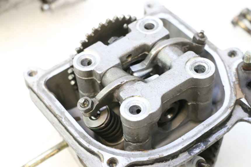 photo de ZYLINDERKOPF PEUGEOT KISBEE 4T 50 (2010 - 2017) - Oberflächenzustand und Material