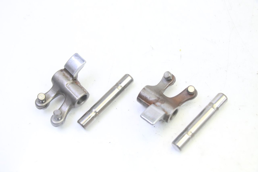 photo de ZYLINDERKOPF PIAGGIO MP3 LT 300 (2010 - 2016) - Details der Befestigungspunkte