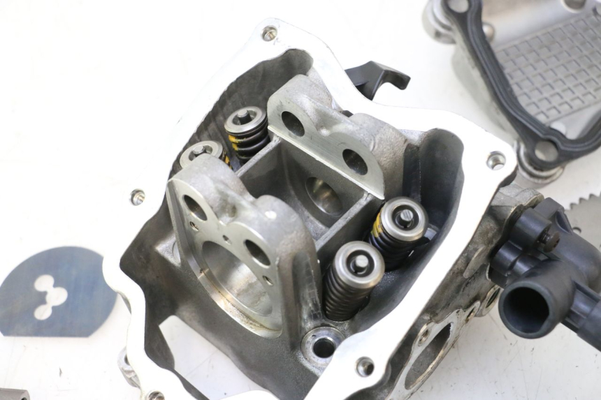 photo de ZYLINDERKOPF PIAGGIO MP3 LT 300 (2010 - 2016) - Detailansicht des Bauteils