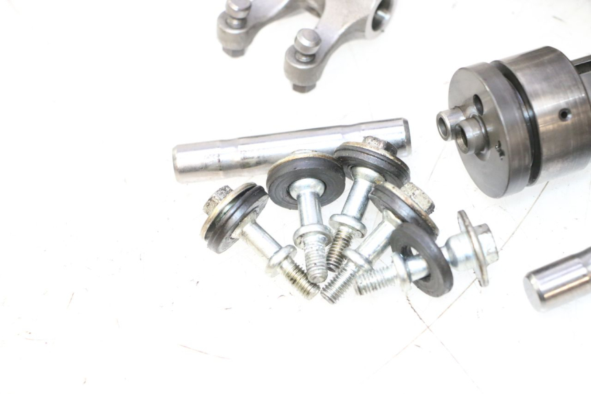 photo de ZYLINDERKOPF PIAGGIO MP3 LT 300 (2010 - 2016) - Oberflächenzustand und Material