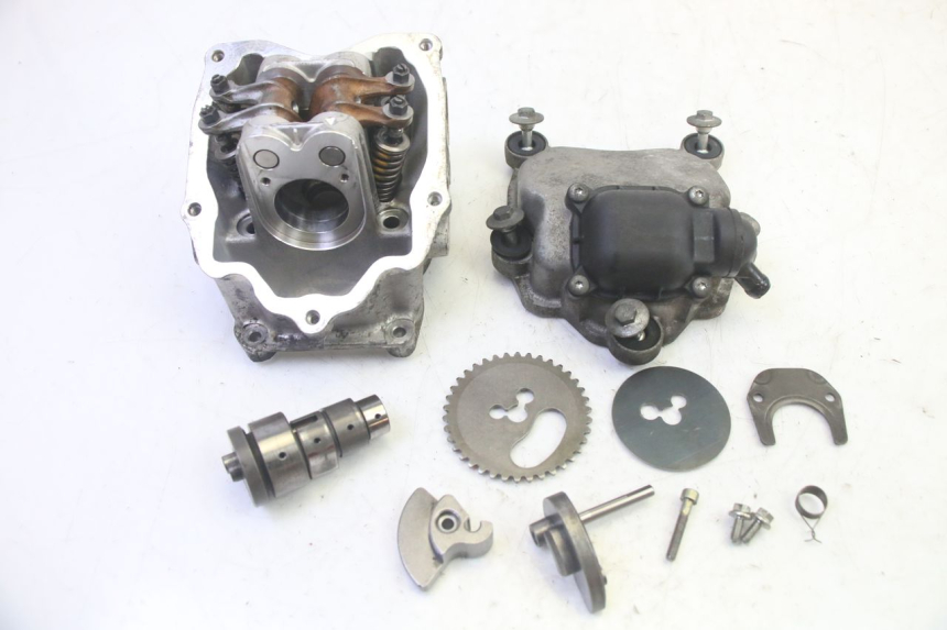 photo de ZYLINDERKOPF PIAGGIO MP3 RL 250 (2006 - 2010) - Weitere Ansicht des Artikels