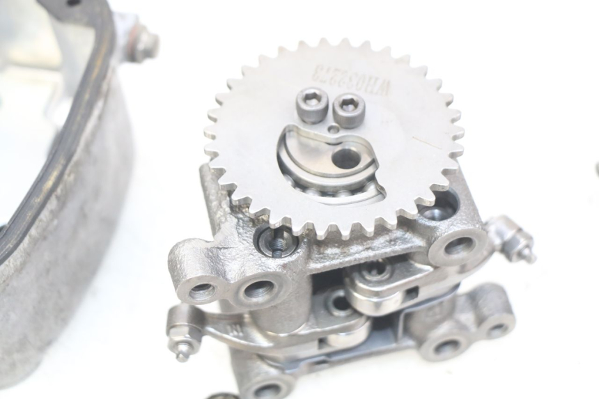 photo de ZYLINDERKOPF HONDA NHX LEAD 110 (2008 - 2010) - Weitere Ansicht des Artikels