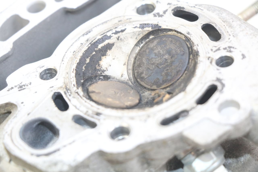 photo de ZYLINDERKOPF HONDA NHX LEAD 110 (2008 - 2010) - Zoom auf Gebrauchszustand