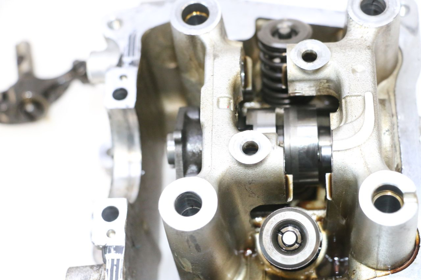 photo de ZYLINDERKOPF HONDA PCX (JF57/JF64) 125 (2014 - 2018) - Detaillierte Sichtprüfung