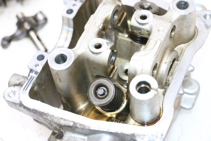 photo de ZYLINDERKOPF HONDA PCX (JF57/JF64) 125 (2014 - 2018) - Alternativer Blickwinkel