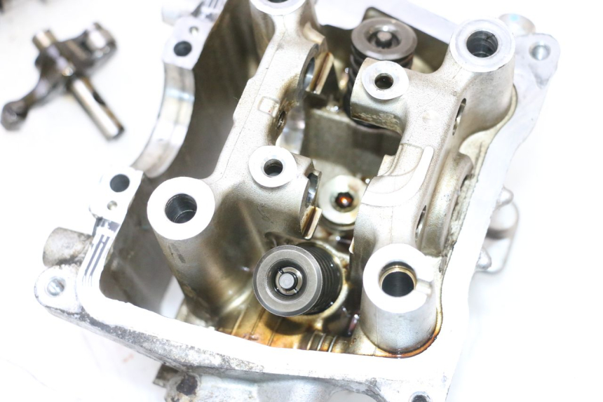 photo de ZYLINDERKOPF HONDA PCX (JF57/JF64) 125 (2014 - 2018) - Profilansicht des Ersatzteils