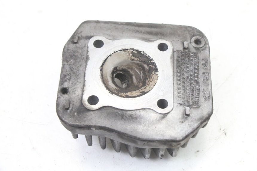 photo de ZYLINDERKOPF PEUGEOT ELYSTAR 50 (2002 - 2014) - Details der Befestigungspunkte