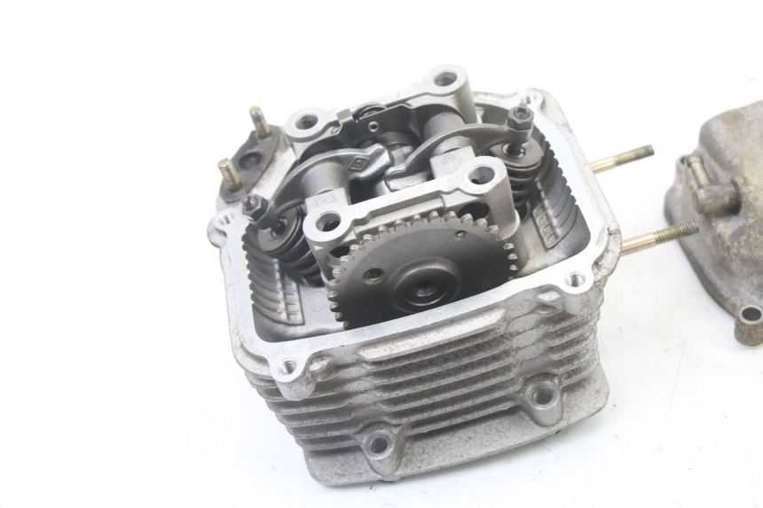 photo de ZYLINDERKOPF PEUGEOT VIVACITY 125 (2010 - 2017) - Zoom auf Komponenten