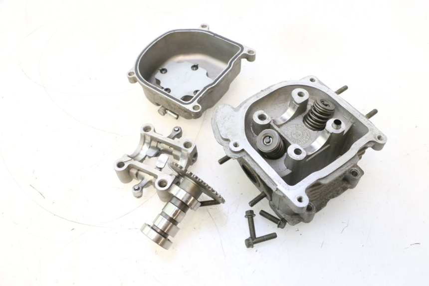 photo de ZYLINDERKOPF JM MOTORS SANTANA 50 (2014 - 2023) - Geprüftes Gebrauchtteil
