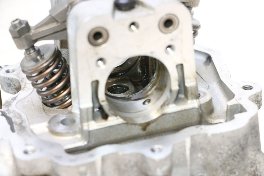 photo de ZYLINDERKOPF PEUGEOT SATELIS COMPRESSOR K15 125 (2006 - 2009) - Hauptansicht
