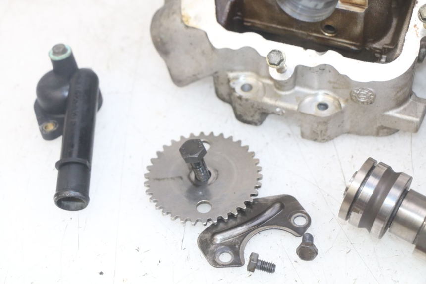 photo de ZYLINDERKOPF PEUGEOT SATELIS 125 (2010 - 2012) - Charakteristische Merkmale