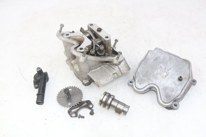 photo de ZYLINDERKOPF PEUGEOT SATELIS 125 (2010 - 2012) - Kennzeichnungen und Originalreferenzen