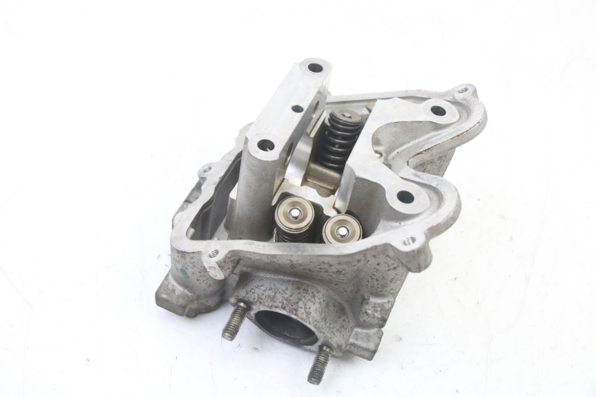 photo de ZYLINDERKOPF PEUGEOT SATELIS 125 (2013 - 2018) - Zoom auf Gebrauchszustand