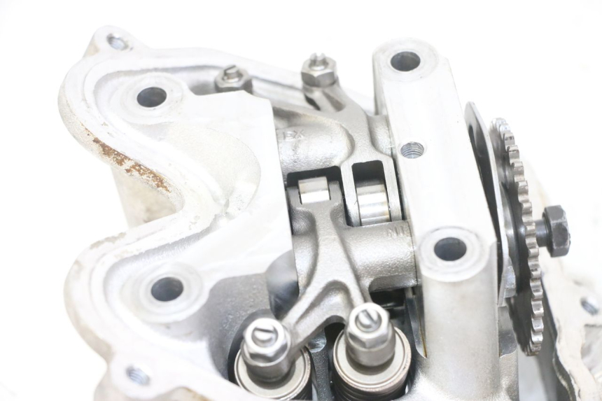 photo de ZYLINDERKOPF PEUGEOT SATELIS 125 (2013 - 2018) - Detaillierte Sichtprüfung