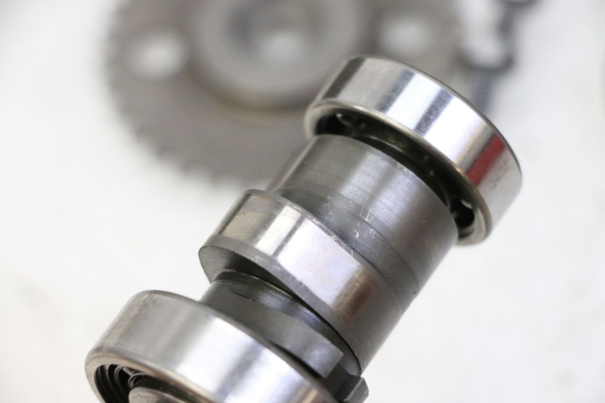 photo de ZYLINDERKOPF PEUGEOT SATELIS 125 (2013 - 2018) - Alternativer Blickwinkel