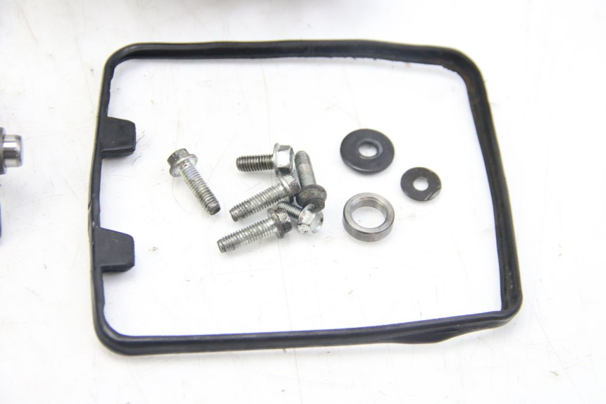 photo de ZYLINDERKOPF APRILIA SCARABEO 4T 50 (2009 - 2017) - Alternativer Blickwinkel