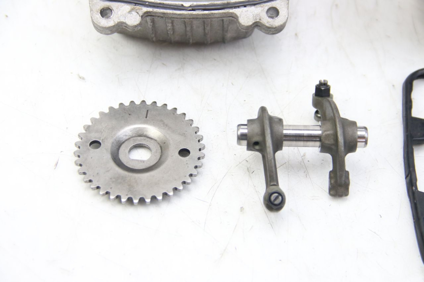 photo de ZYLINDERKOPF APRILIA SCARABEO 4T 50 (2009 - 2017) - Qualität der Gebrauchtware