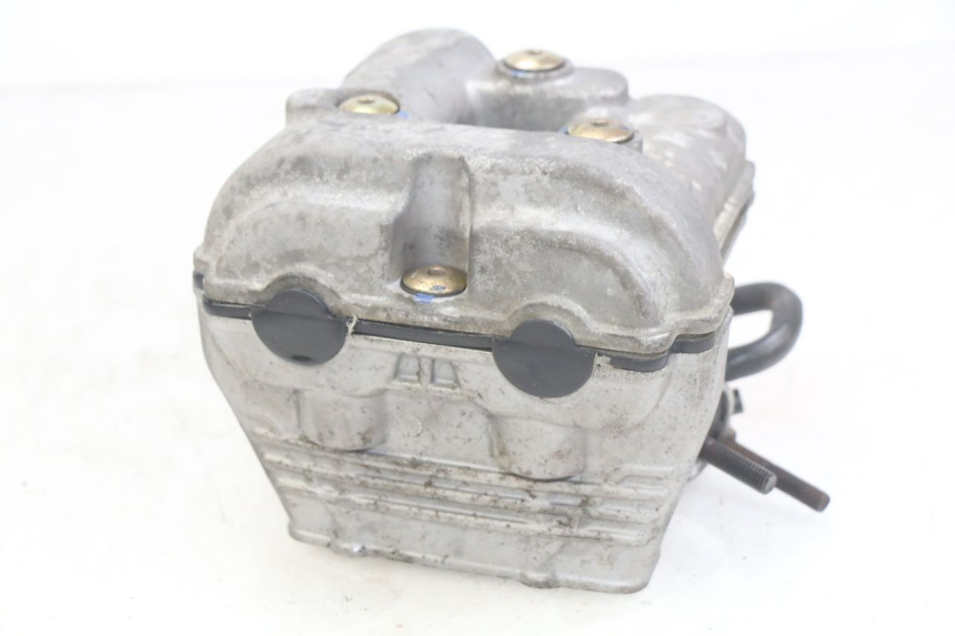 photo de ZYLINDERKOPF APRILIA SCARABEO LIGHT 125 (2007 - 2011) - Details der Befestigungspunkte