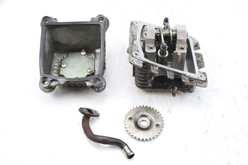 photo de ZYLINDERKOPF APRILIA SCARABEO 100 (2003 - 2012) - Detaillierte Sichtprüfung